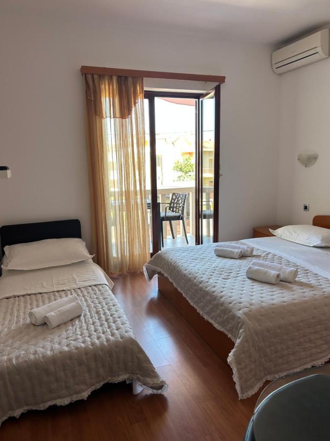 Apartmani Baki Podstrana Exterior foto